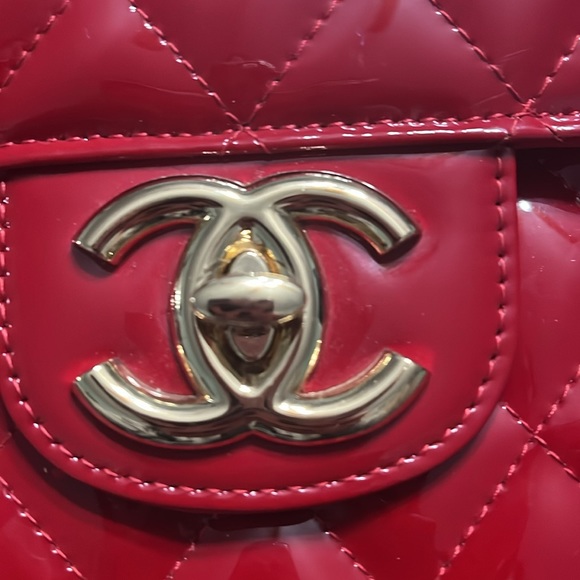 Chanel Classic Quilted Double Flap Handbag - Picture 2 of 9